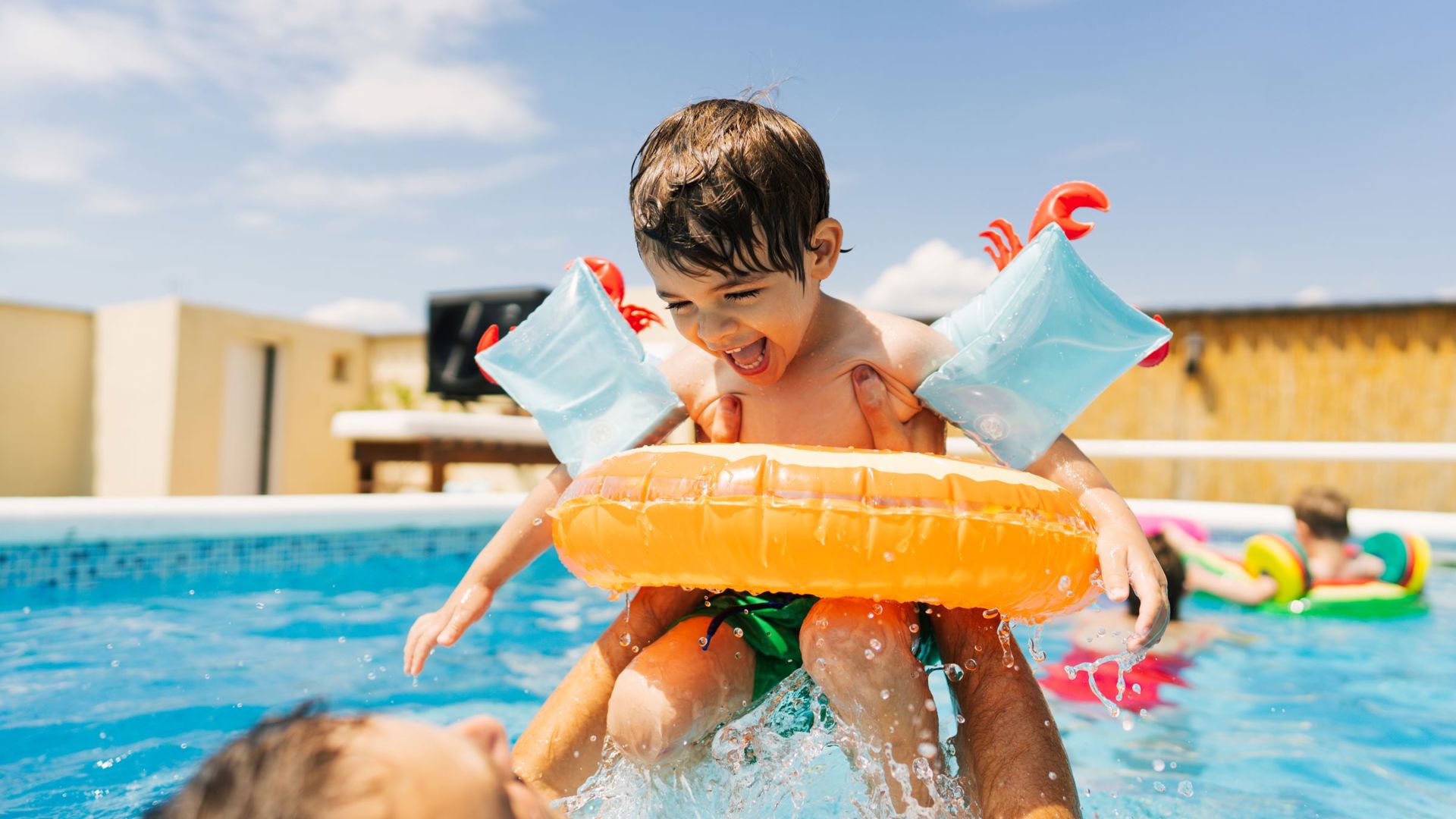 Banner Kleuter Zomer Zwembad Papa Zwembandjes